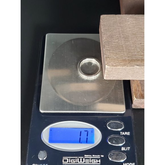 Size 6 Sterling Silver Channel Design CZ Gemstone Band Ring - Picture 6 of 6